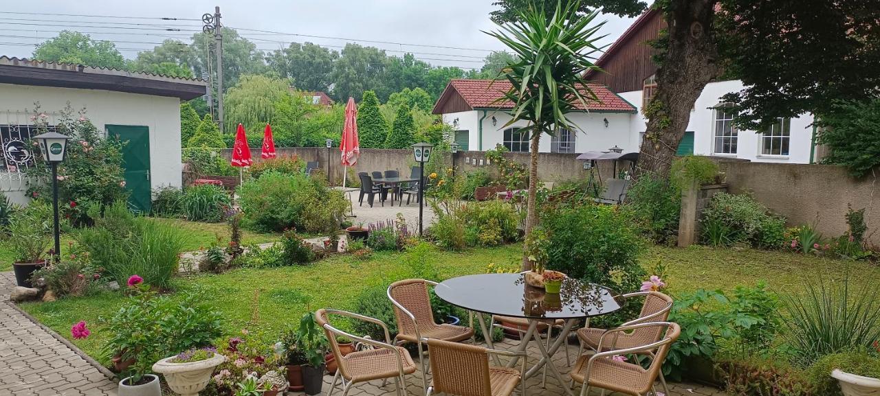 Gasthaus Schwarzer Adler Altenberg  Bagian luar foto